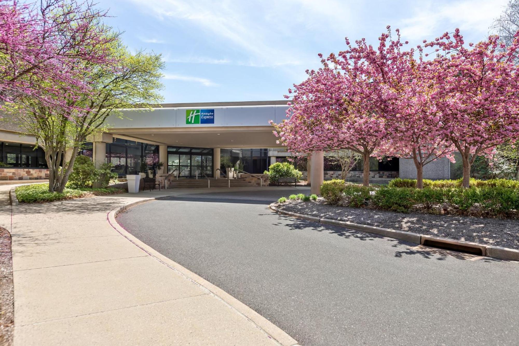 Holiday Inn Express Princeton Southeast By Ihg Plainsboro Buitenkant foto
