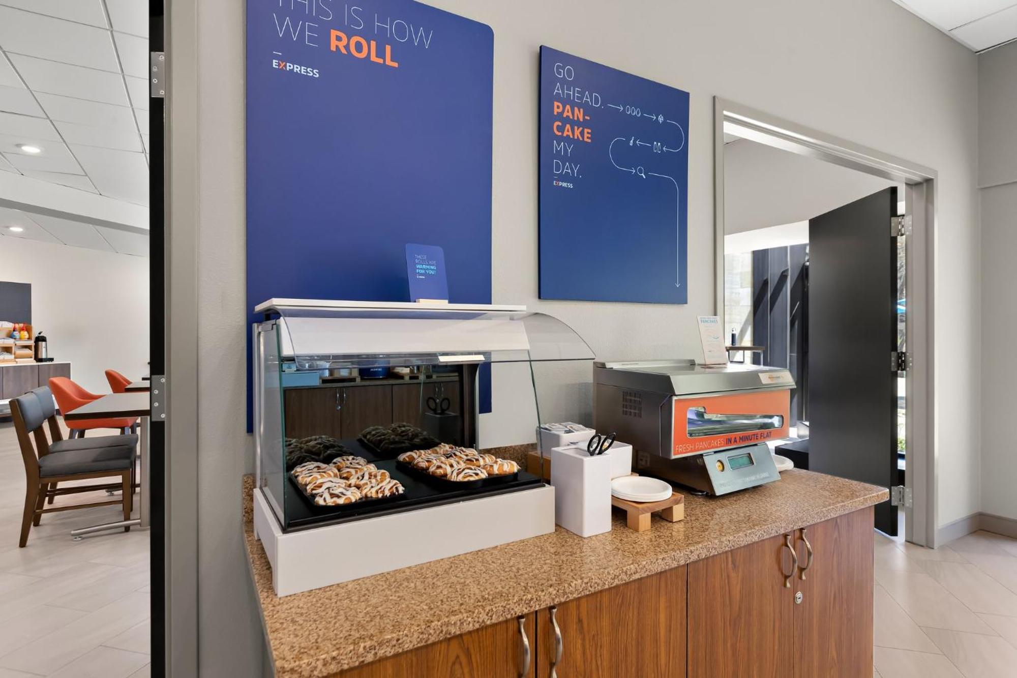 Holiday Inn Express Princeton Southeast By Ihg Plainsboro Buitenkant foto