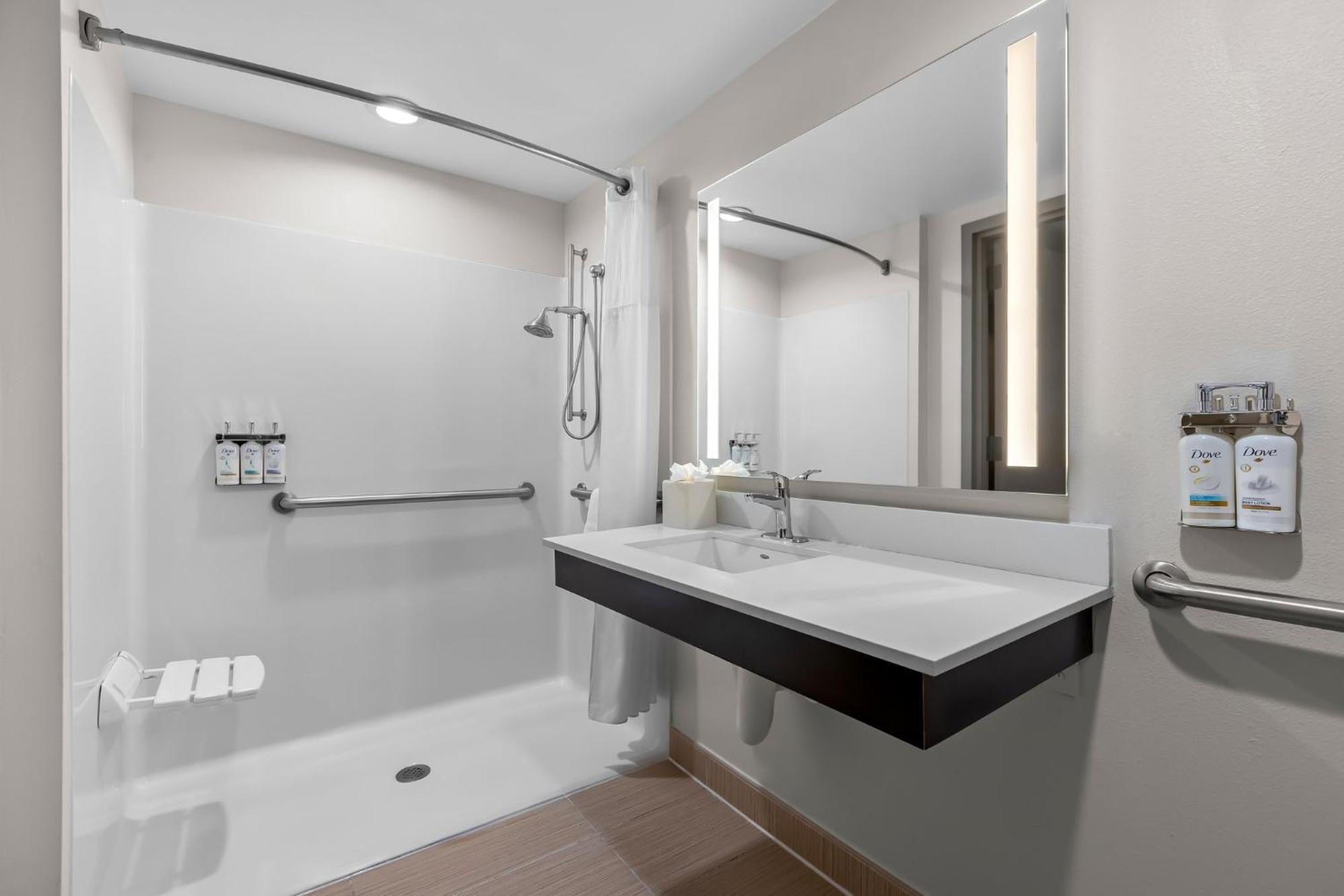 Holiday Inn Express Princeton Southeast By Ihg Plainsboro Buitenkant foto